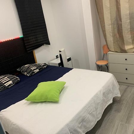 Apartamento Con Piscina Chiloeches Exterior photo