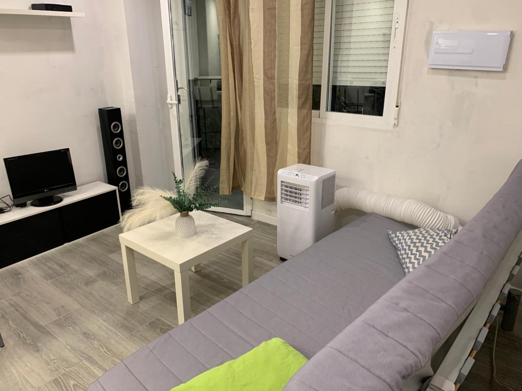 Apartamento Con Piscina Chiloeches Exterior photo